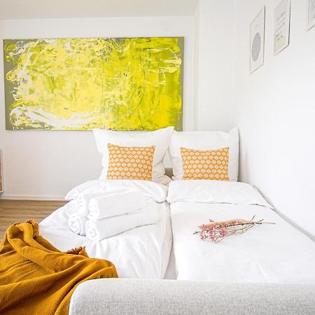 Homefy Come-Together Apartment - Balkon - Aufzug - Free Parking - Smart Tvs Эссен Экстерьер фото